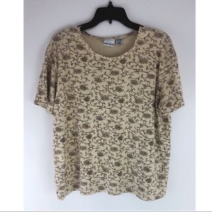 SALE 4/$10 ✨ true vintage loose floral tee blouse